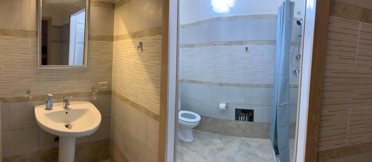 Casa Vacanze Mandriavecchia เปโตรสิโน ภายนอก รูปภาพ
